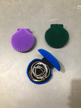 Load image into Gallery viewer, CLAM SHELL JEWELLERY BOX