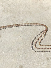Load image into Gallery viewer, Paper clip chain